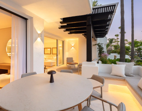 Apartment for sale in Marina Puente Romano, Marbella Golden Mile