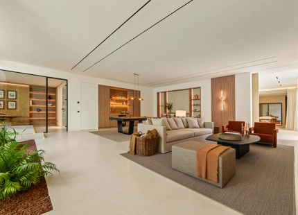 VILLA CONTEMPORÁNEA DE LUJO EN LOMAS DE MARBELLA CLUB EN LA MILLA DE ORO