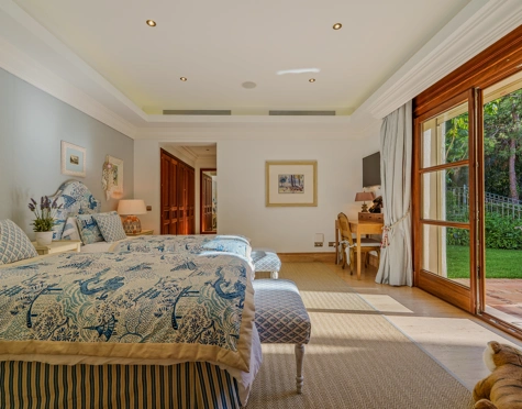 Villa for sale in Las Lomas del Marbella Club, Marbella Golden Mile