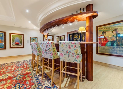 ELEGANTE VILLA ANDALUZA EN LA MILLA DE ORO DE MARBELLA