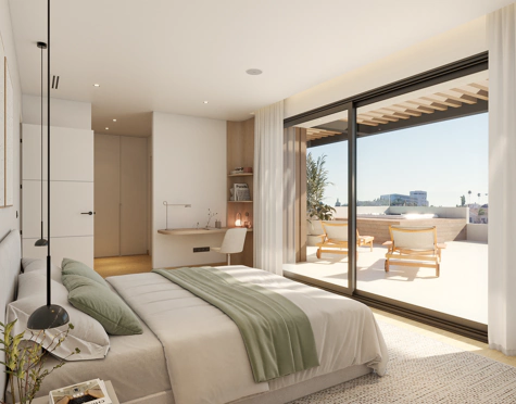 Villa for sale in New Golden Mile, Estepona East