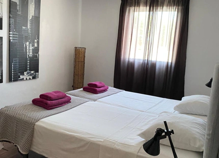 PARTE DE VILLA CON DOS APARTAMENTOS INDEPENDIENTES Y PISCINA CLIMATIZADA EN MIJAS