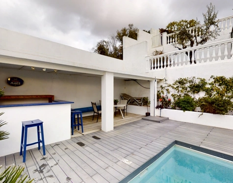 PART OF A VILLA WITH TWO INDEPENDENT APARTMENTS AND HEATED POOL IN MIJAS