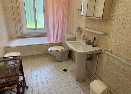 VILLA WITH RENOVATION POTENTIAL IN PARAÍSO MEDIO