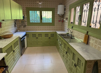 VILLA WITH RENOVATION POTENTIAL IN PARAÍSO MEDIO