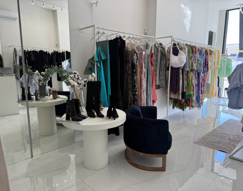 Business for long term rent in Marbella - Puerto Banus