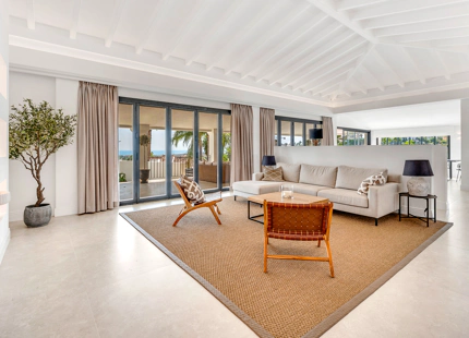 LUXURY VILLA WITH SEA AND GOLF VIEWS IN EL PARAÍSO ALTO