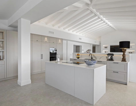 Villa for sale in Paraiso Alto, Benahavis