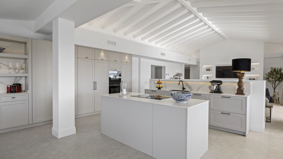 Villa for sale in Paraiso Alto, Benahavis