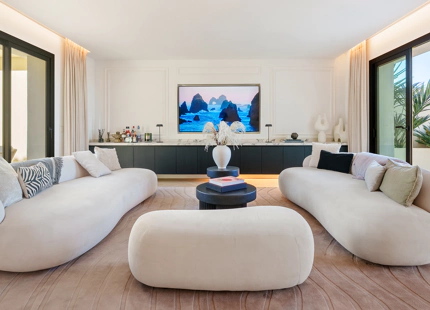 LUXURY DUPLEX PENTHOUSE WITH PANORAMIC SEA AND MOUNTAIN VIEWS IN NUEVA ANDALUCÍA
