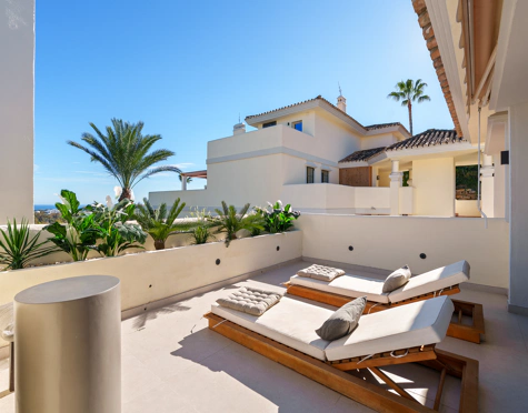 Duplex Penthouse for sale in Nueva Andalucia, Marbella