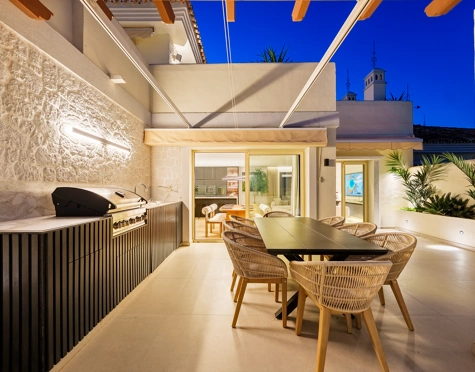 Duplex Penthouse for sale in Nueva Andalucia, Marbella