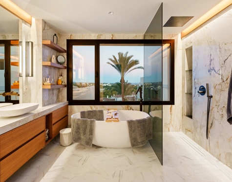 Duplex Penthouse for sale in Nueva Andalucia, Marbella