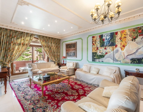 Penthouse for sale in Estepona East