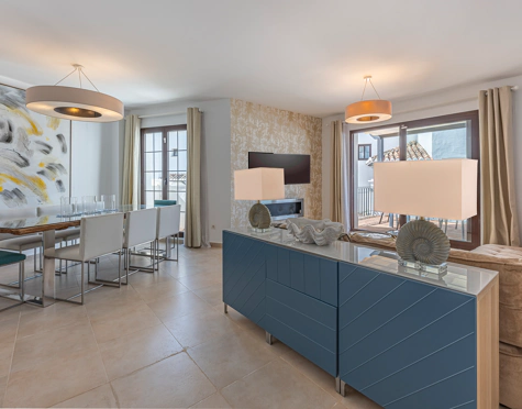 Triplex for sale in Los Altos de los Monteros, Marbella Este