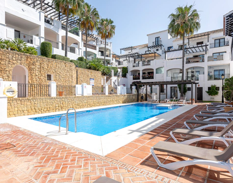 Triplex for sale in Los Altos de los Monteros, Marbella Este