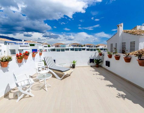 Penthouse for sale in Jardines del Puerto, Marbella - Puerto Banus