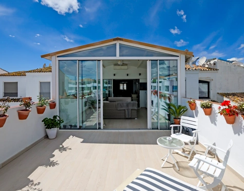 Ático en venta en Jardines del Puerto, Marbella - Puerto Banus
