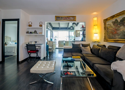 PENTHOUSE WITH PANORAMIC VIEWS AND ABUNDANT LIGHT FOR SALE IN PUERTO BANÚS