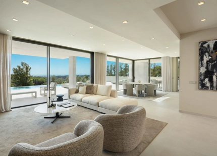 CONTEMPORARY LUXURY VILLA WITH PANORAMIC SEA VIEWS FOR SALE IN LOS FLAMINGOS, BENAHAVIS