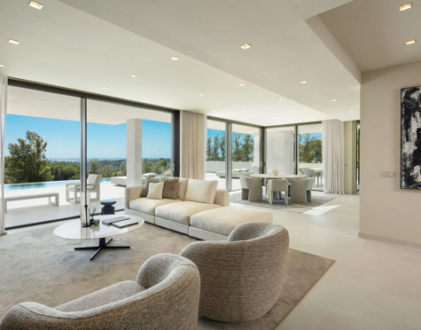 Villa for sale in Los Flamingos, Benahavis