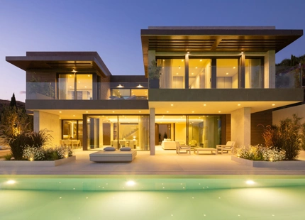 CONTEMPORARY LUXURY VILLA WITH PANORAMIC SEA VIEWS FOR SALE IN LOS FLAMINGOS, BENAHAVIS
