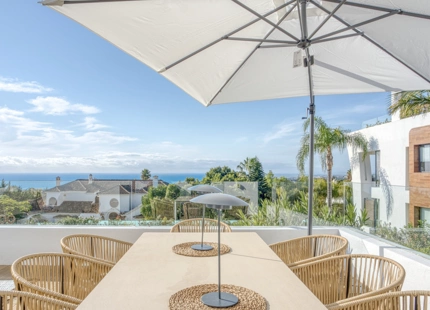 ELEGANT GROUND FLOOR DUPLEX WITH PANORAMIC SEA VIEWS FOR SALE IN SIERRA BLANCA