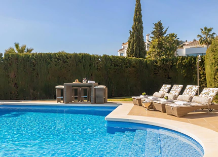 VILLA DE INSPIRACIÓN ANDALUZA CON ENCANTO EN VENTA EN PARAÍSO ALTO, BENAHAVIS