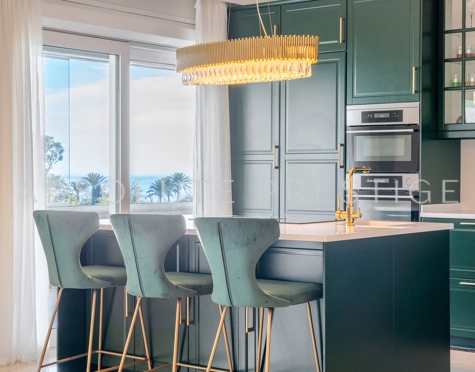 Luxurious Apartment with Sea Views in El Embrujo Banús, Marbella