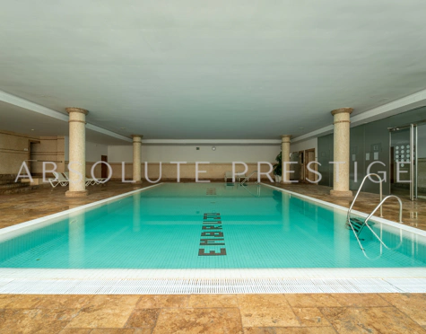 Luxurious Apartment with Sea Views in El Embrujo Banús, Marbella