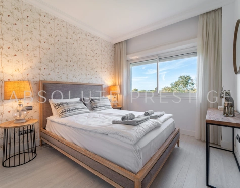Luxurious Apartment with Sea Views in El Embrujo Banús, Marbella