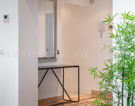 Luxurious Apartment with Sea Views in El Embrujo Banús, Marbella