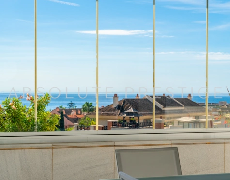 Luxurious Apartment with Sea Views in El Embrujo Banús, Marbella