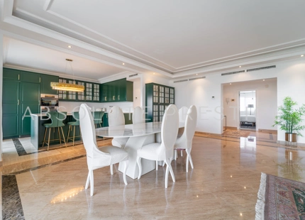Apartamento de lujo con vistas al mar en El Embrujo Banús, Marbella