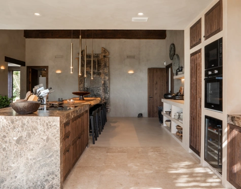 Villa for sale in Selwo, Estepona East