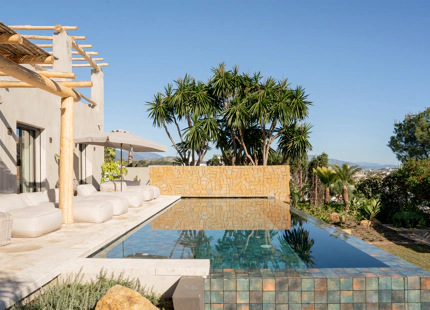 BALI RETREAT VILLA FOR SALE IN SELWO, ESTEPONA