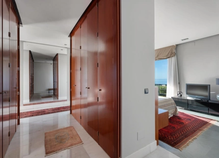 CONTEMPORARY VILLA WITH PANORAMIC SEA AND MOUNTAIN VIEWS IN LOS ALTOS DE LOS MONTEROS