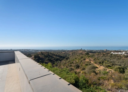 CONTEMPORARY VILLA WITH PANORAMIC SEA AND MOUNTAIN VIEWS IN LOS ALTOS DE LOS MONTEROS