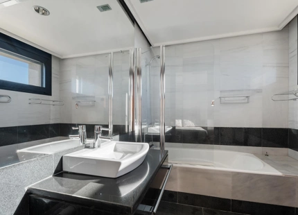 CONTEMPORARY VILLA WITH PANORAMIC SEA AND MOUNTAIN VIEWS IN LOS ALTOS DE LOS MONTEROS