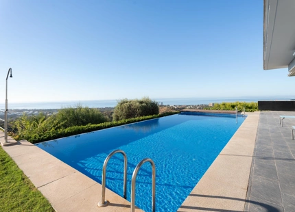 CONTEMPORARY VILLA WITH PANORAMIC SEA AND MOUNTAIN VIEWS IN LOS ALTOS DE LOS MONTEROS