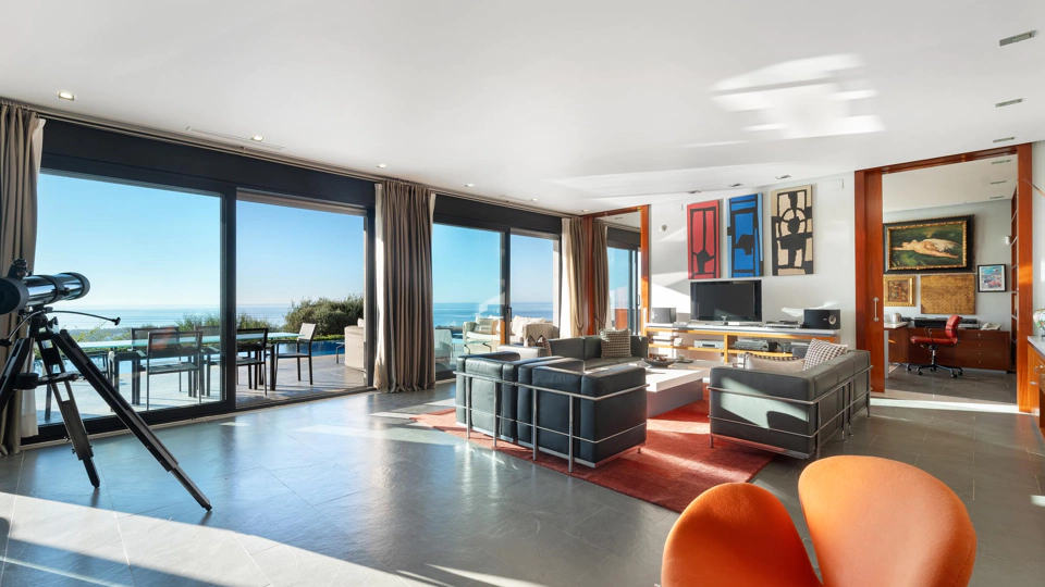 Villa for sale in Los Altos de los Monteros, Marbella East
