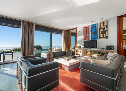 CONTEMPORARY VILLA WITH PANORAMIC SEA AND MOUNTAIN VIEWS IN LOS ALTOS DE LOS MONTEROS