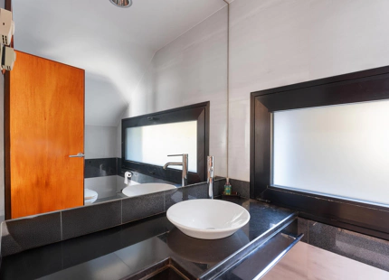 CONTEMPORARY VILLA WITH PANORAMIC SEA AND MOUNTAIN VIEWS IN LOS ALTOS DE LOS MONTEROS