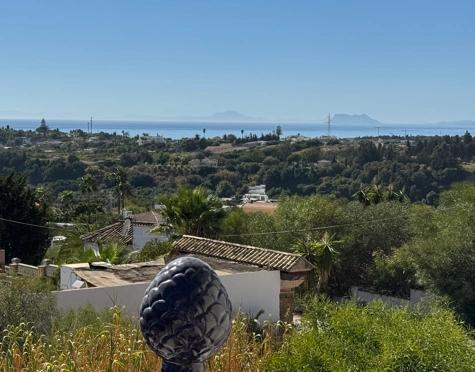 Villa for sale in Puerto Romano, Estepona East