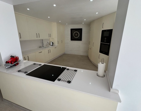 Villa for sale in Puerto Romano, Estepona East