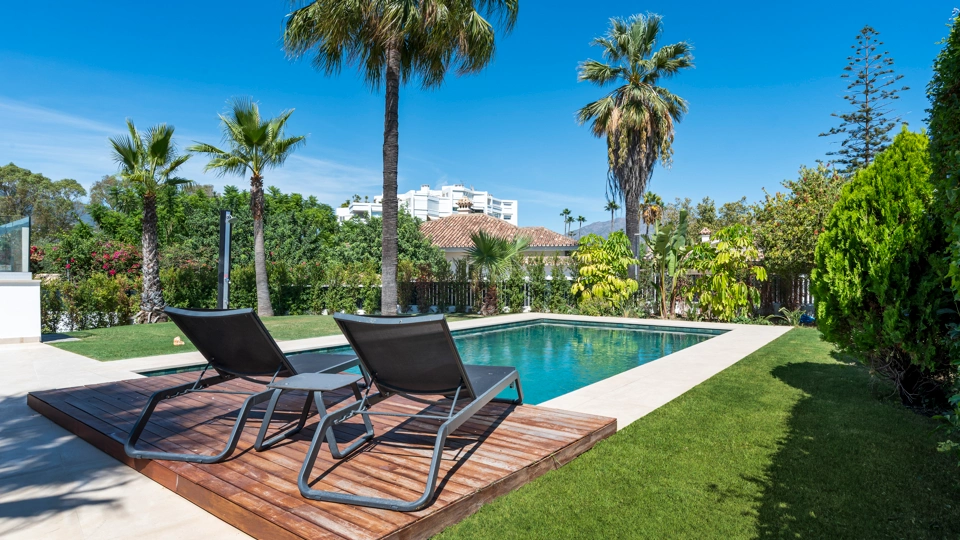 Villa en venta en Guadalmina Alta, San Pedro de Alcantara