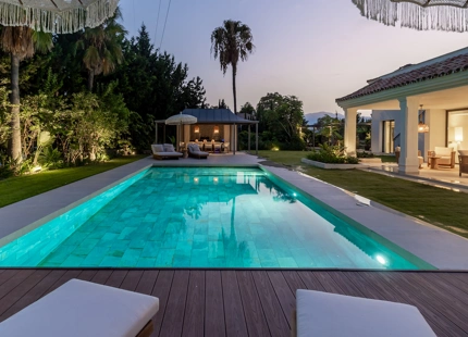 ELEGANT ANDALUSIAN VILLA WITH CONTEMPORARY INTERIORS NEAR ATALAYA GOLF