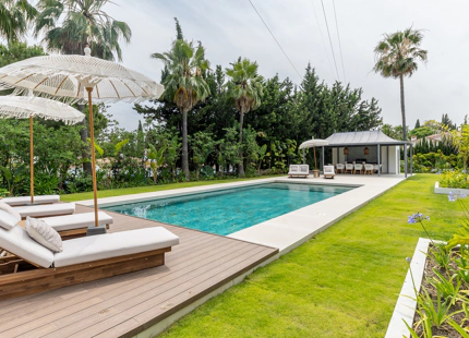 ELEGANT ANDALUSIAN VILLA WITH CONTEMPORARY INTERIORS NEAR ATALAYA GOLF