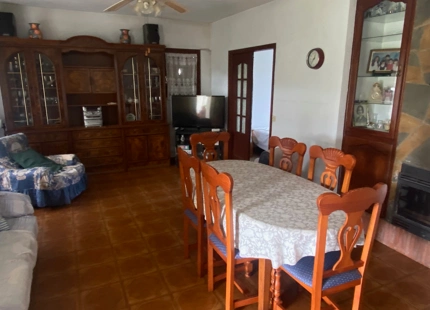 BEACHSIDE VILLA WITH RENOVATION POTENTIAL FOR SALE IN ESTEPONA