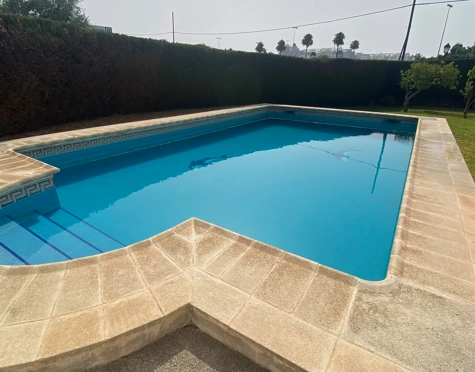 Villa for sale in El Velerin, Estepona East